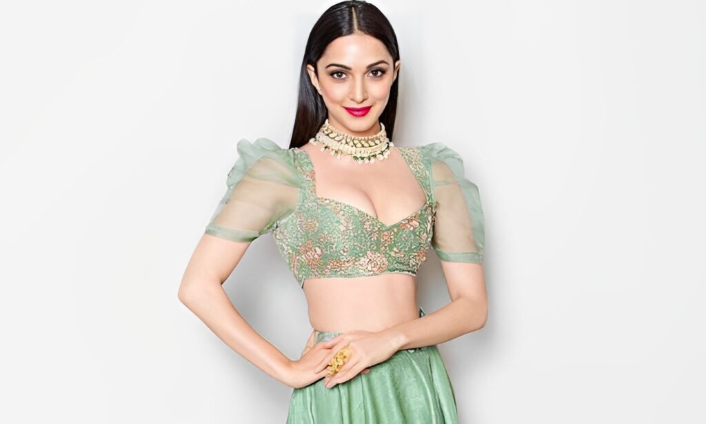 Kiara Advani Heavy Kundan Necklace