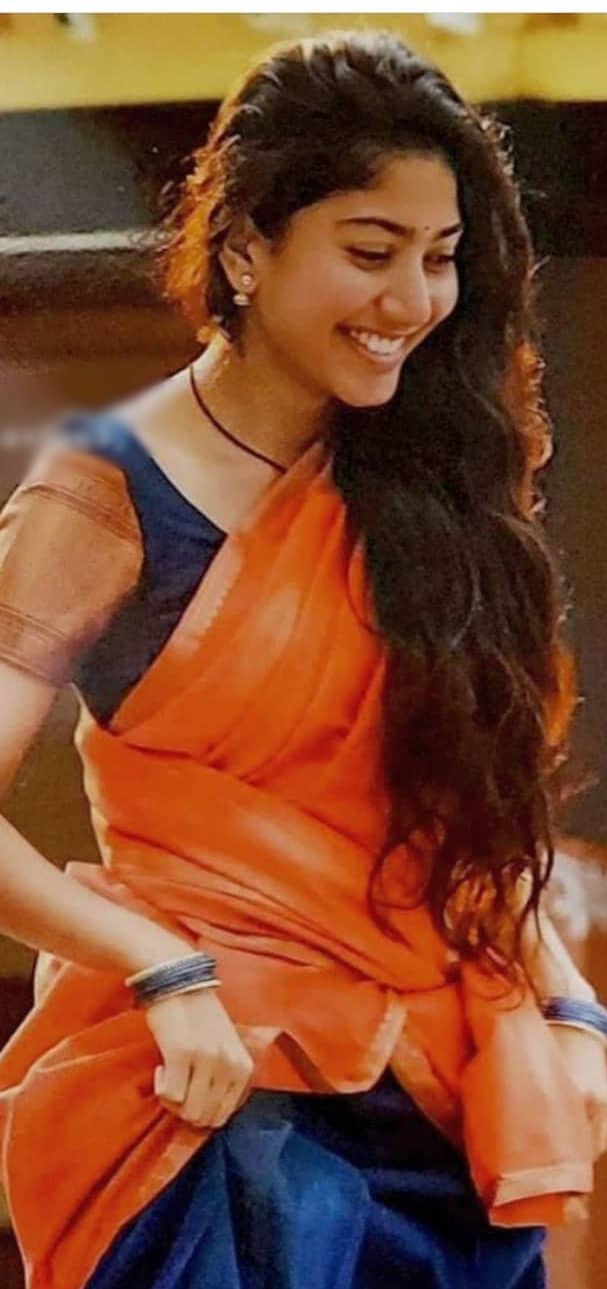 Actress Sai Pallavi Photos in Orange Saree