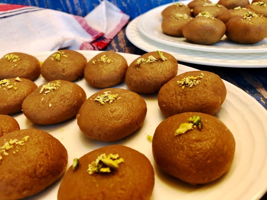 Nolen Gurer Sandesh Bengali Traditional Winter Foods