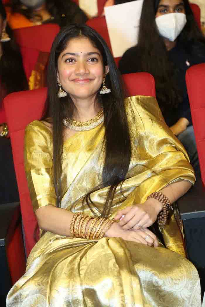 Sai Pallavi looking gorgeous in a golden saree